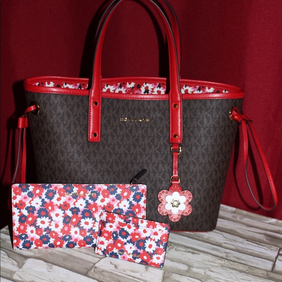 michael kors carter signature tote